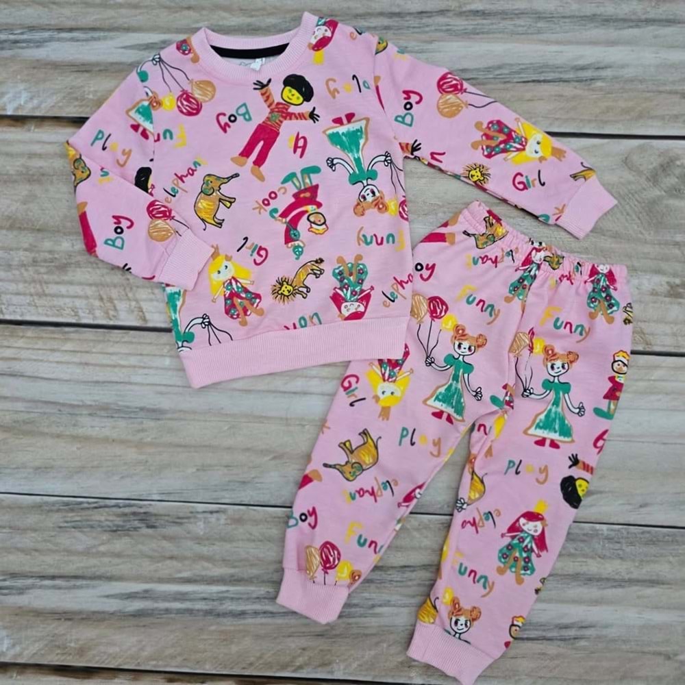 KARAKTERLİ MEVSİMLİK TAKIM - DESENLİ - 3 YAŞ