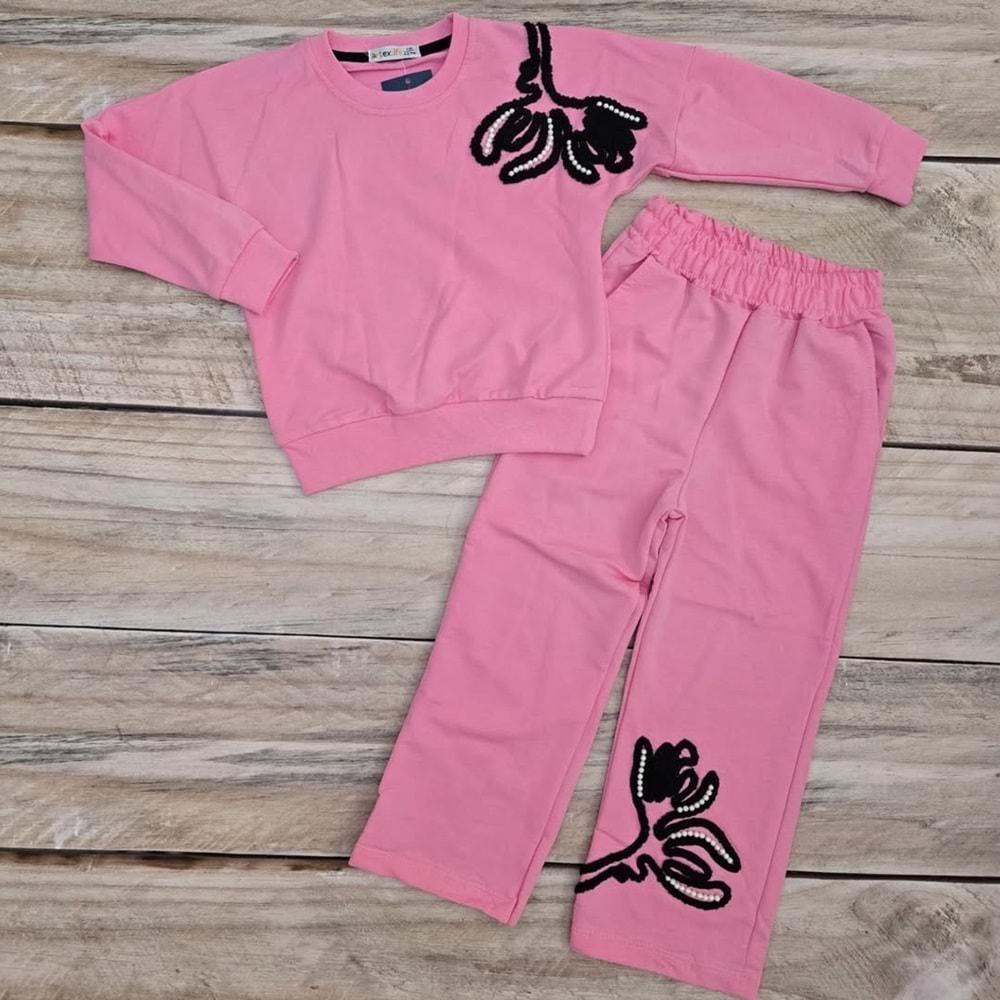 İŞLEME DETAYLI MEVSİMLİK TAKIM - PEMBE - 4-5 YAŞ