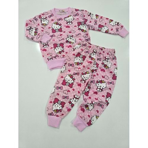 (3-7) Yaş DEFNECAN HELLO KITTY DESENLİ MEVSİMLİK TAKIM